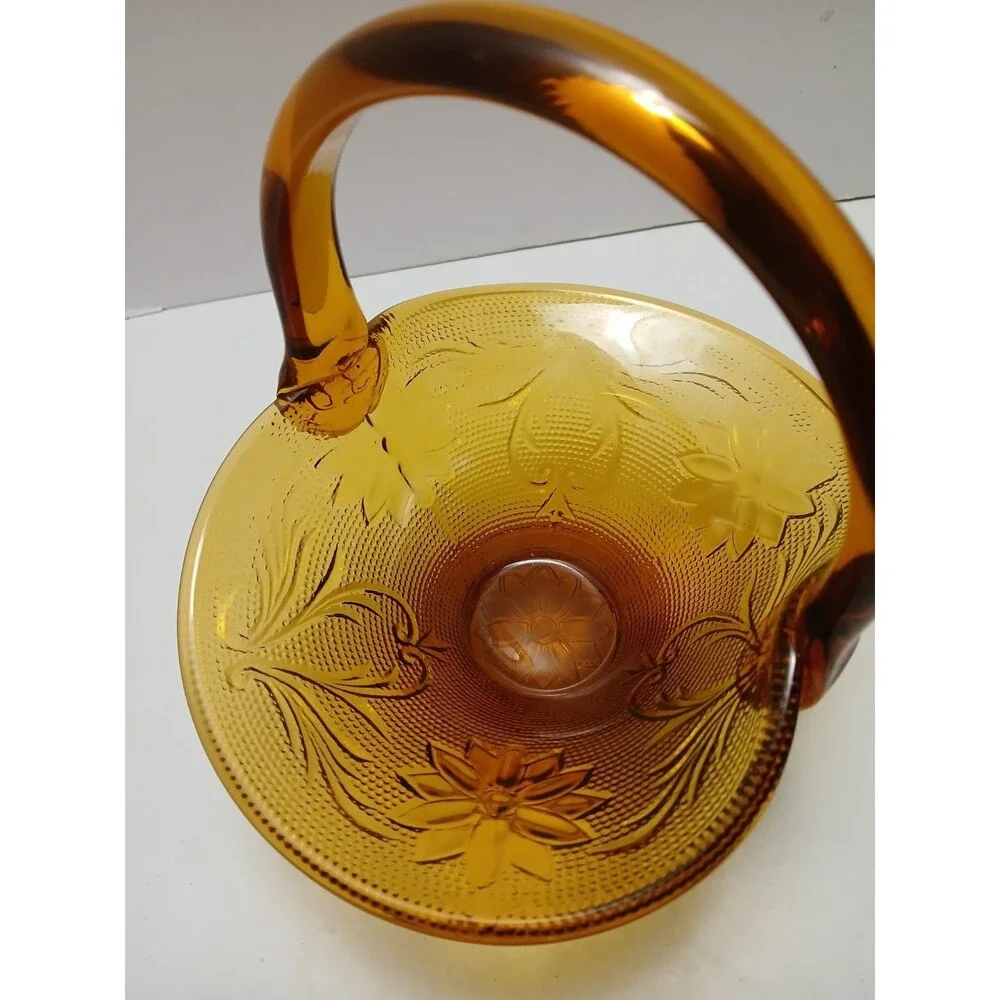 ​Tiara‎ Glass Amber Basket w/ Handle Rounded Rim JD Mark Vtg